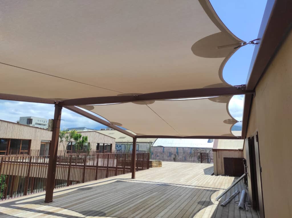 ombrage cour d'école